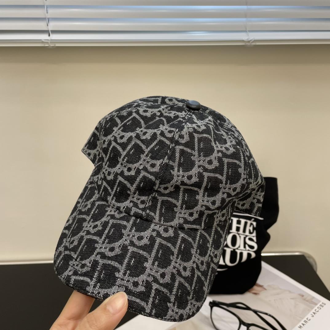 Dior Oblique Baseball Cap - FashionPlug
