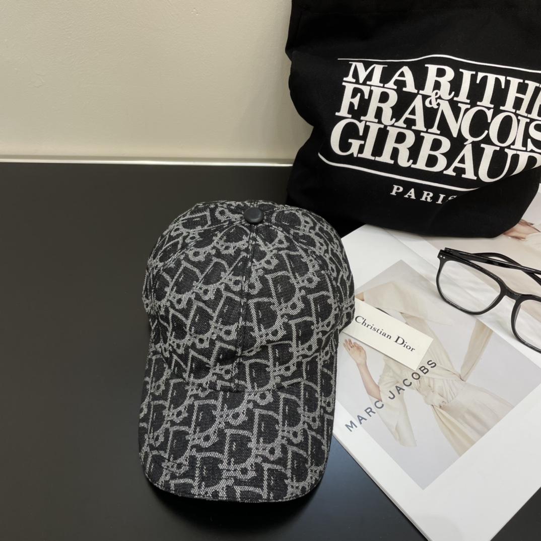 Dior Oblique Baseball Cap - FashionPlug