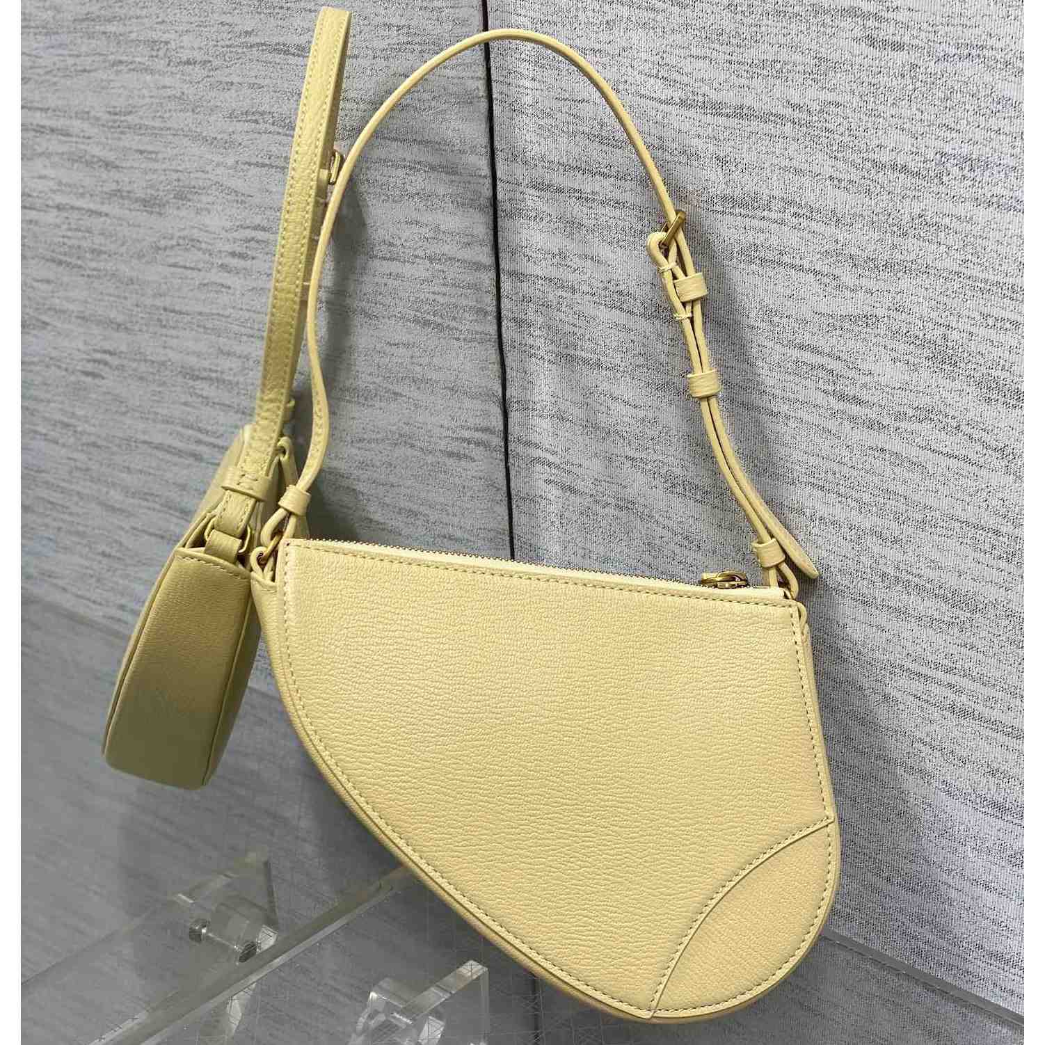 Dior Saddle Shoulder Pouch - FashionPlug