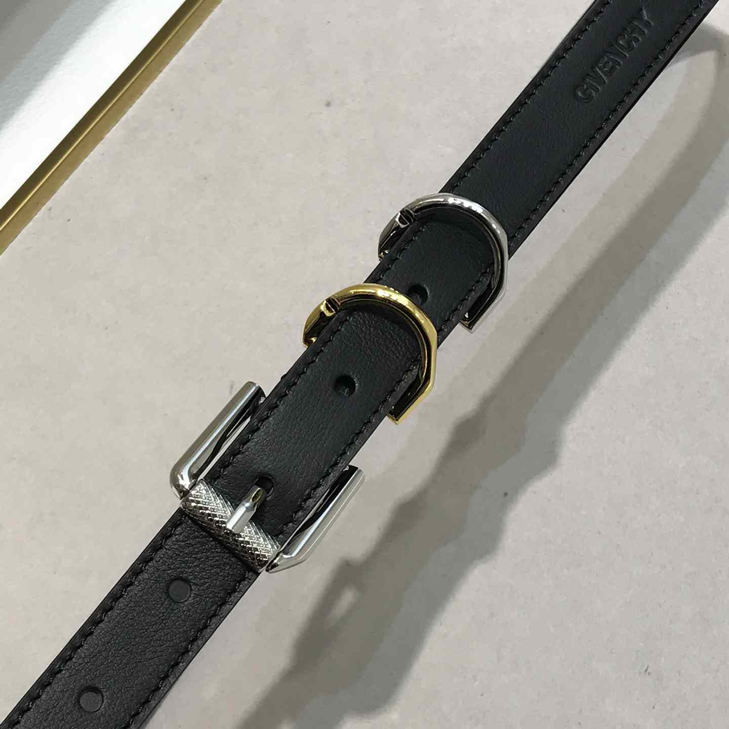 Givenchy Voyou Belt In Leather - FashionPlug