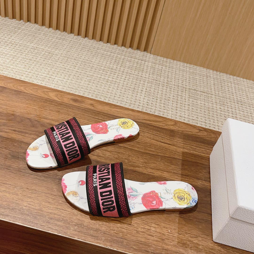 Dior Dway Slide - FashionPlug