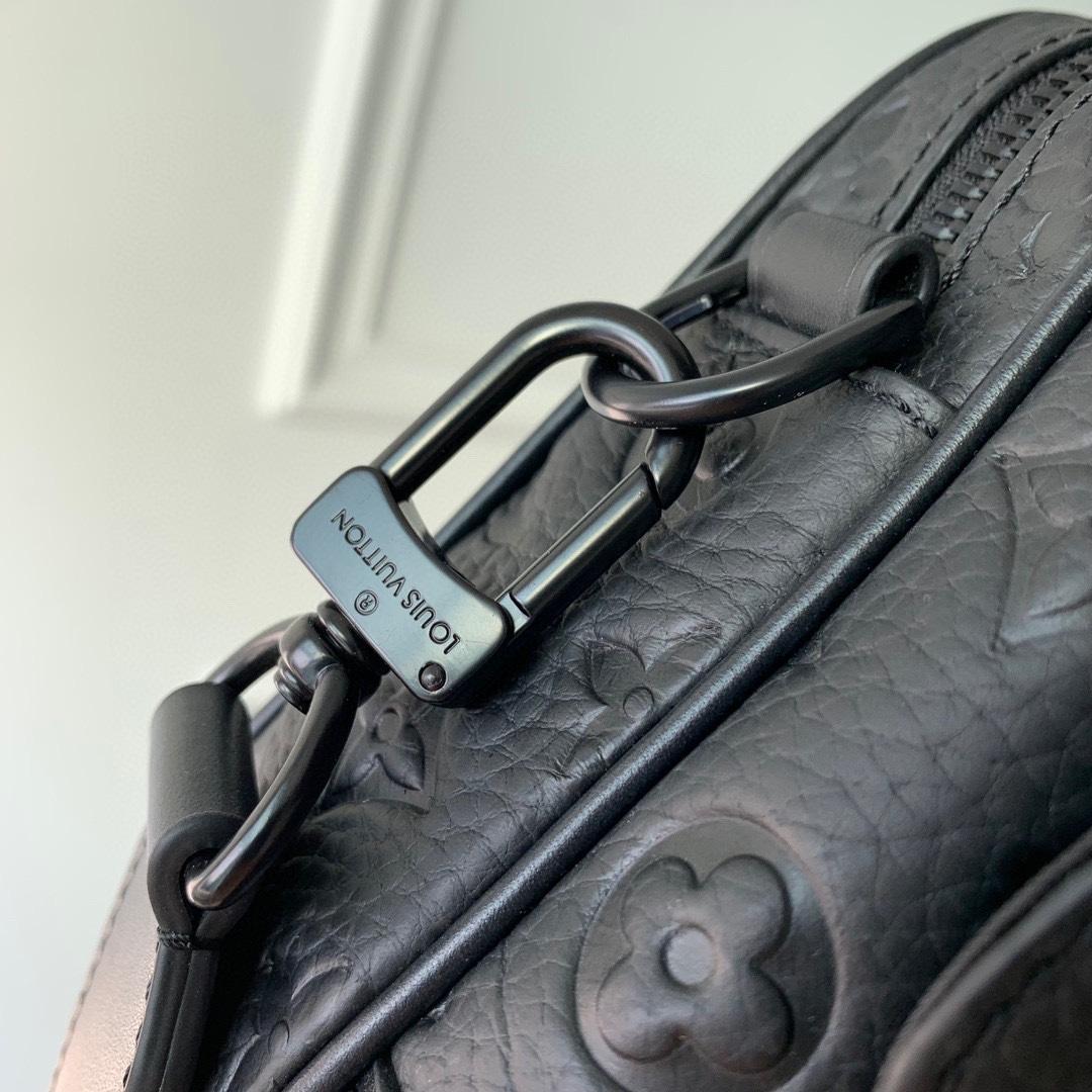 Louis Vuitton Steamer Messenger       M23742 - FashionPlug