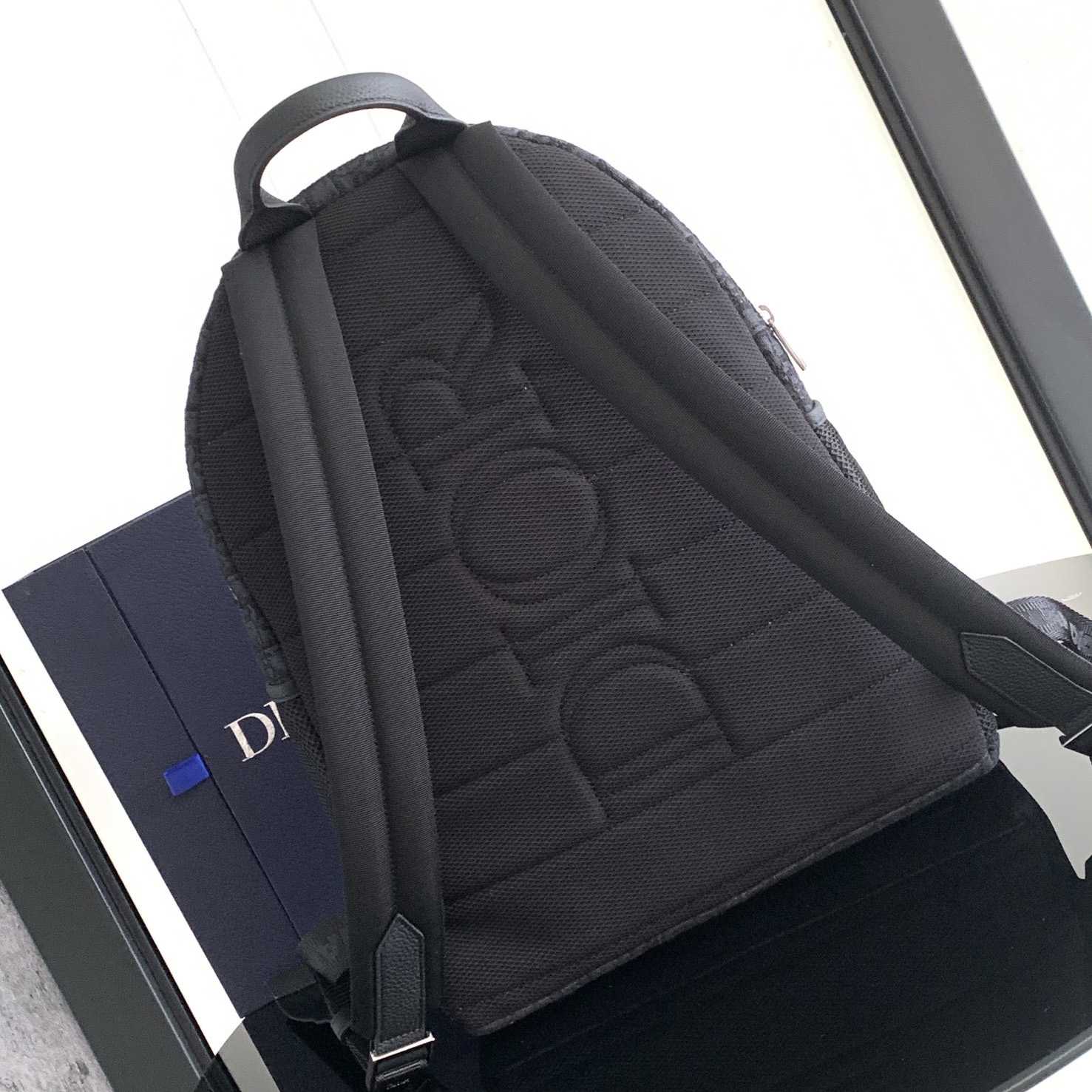 Dior 8 Backpack - FashionPlug