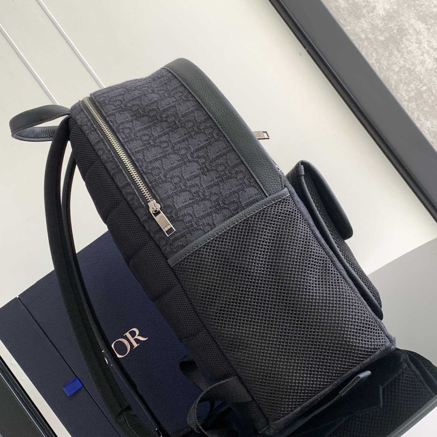 Dior 8 Backpack - FashionPlug
