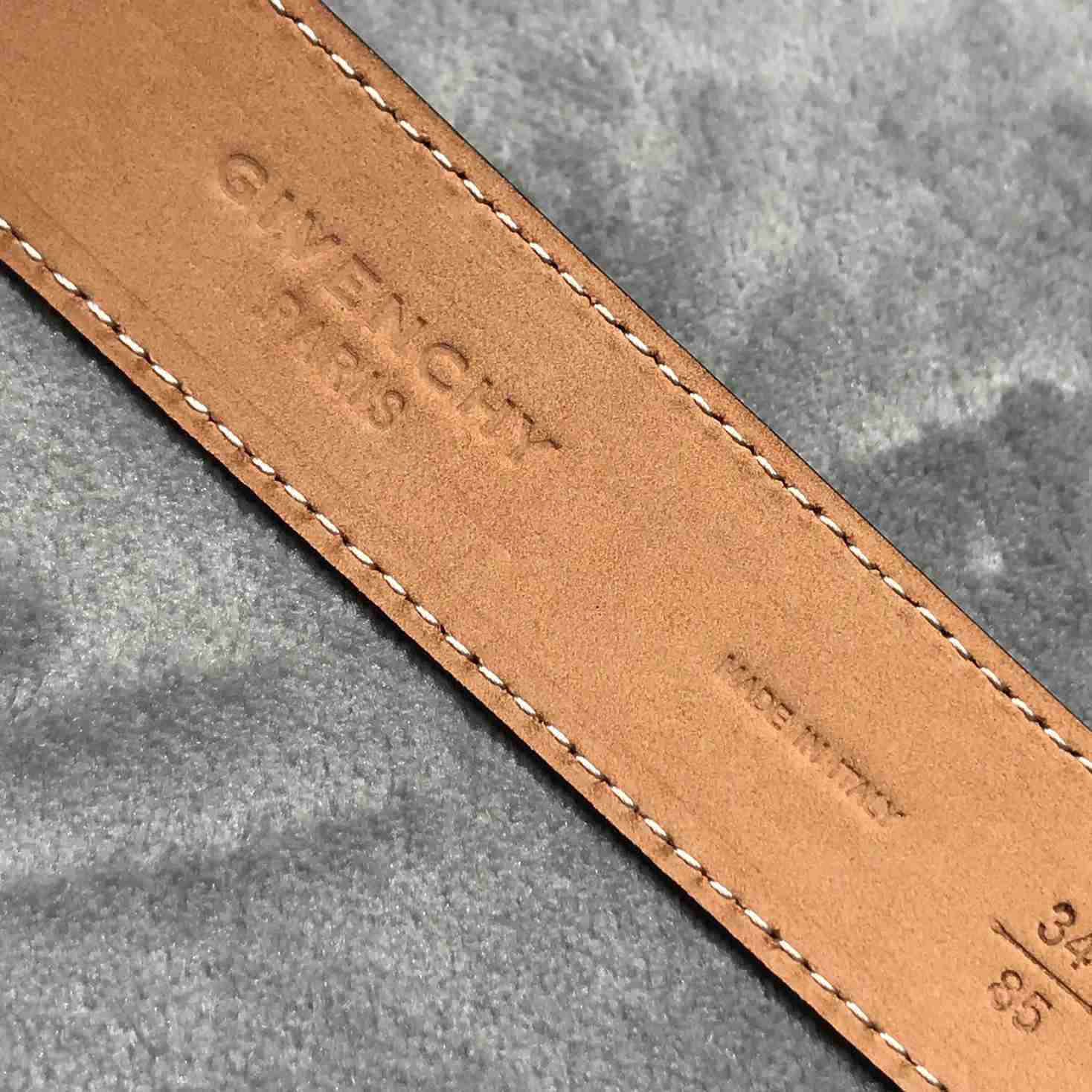 Givenchy  Leather Belt      30mm - FashionPlug
