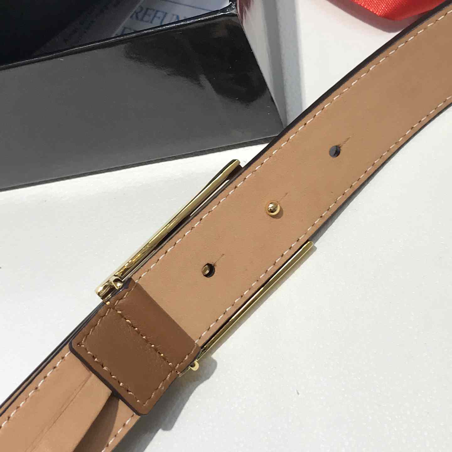 Givenchy  Leather Belt      30mm - FashionPlug