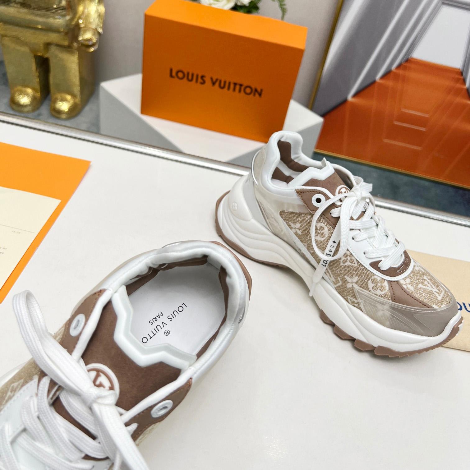 Louis Vuitton Monogram Sneaker            - FashionPlug