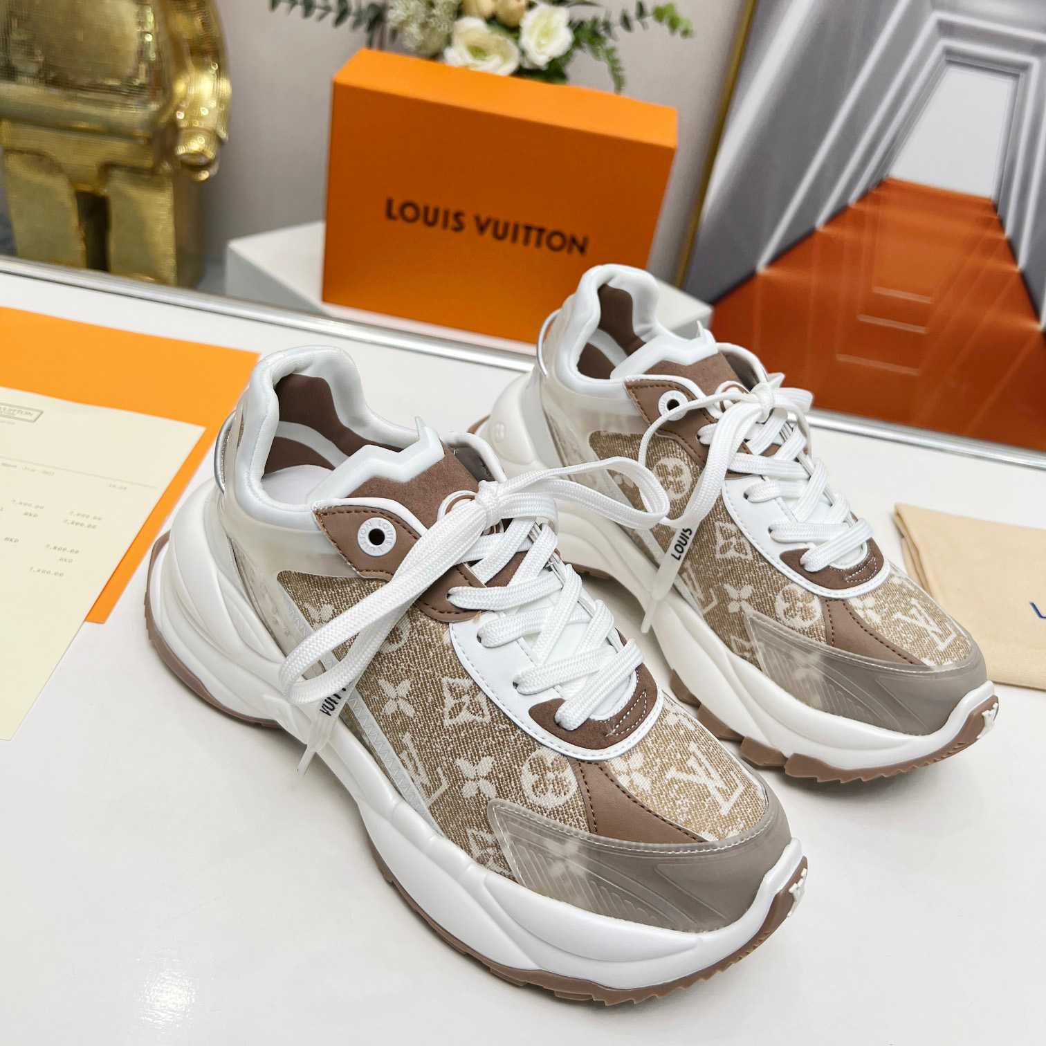Louis Vuitton Monogram Sneaker            - FashionPlug