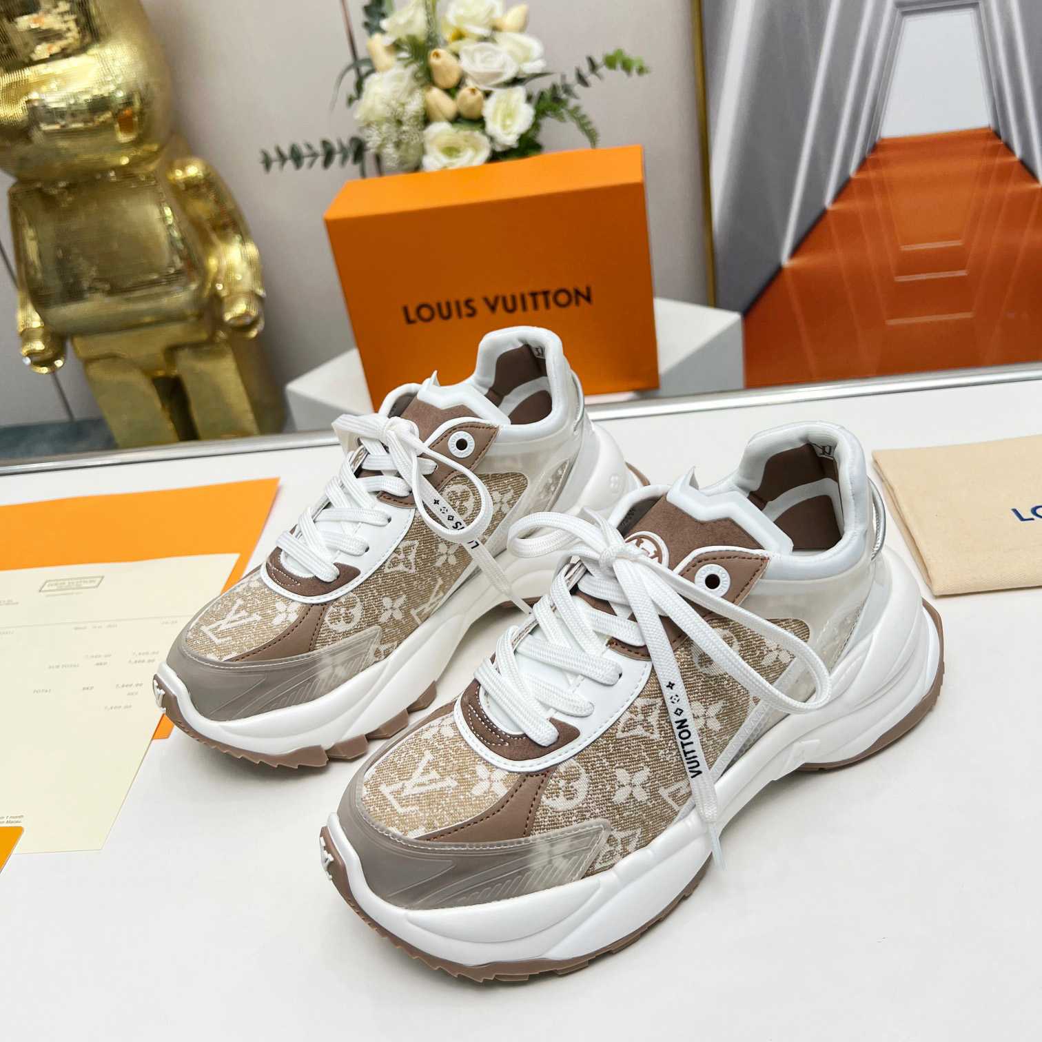 Louis Vuitton Monogram Sneaker            - FashionPlug
