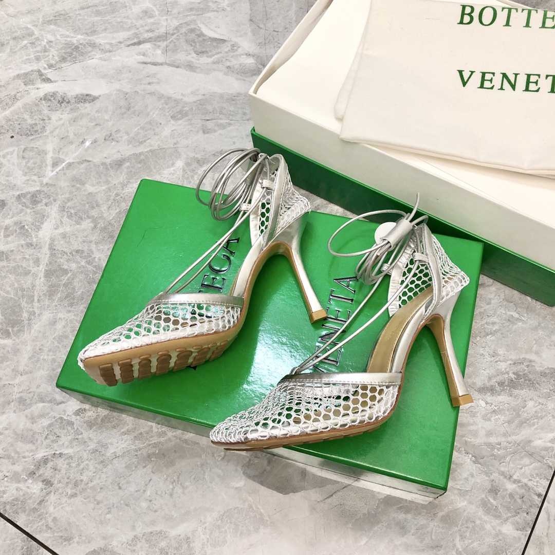 Bottega Veneta Stretch Lace-Up Sandal - FashionPlug