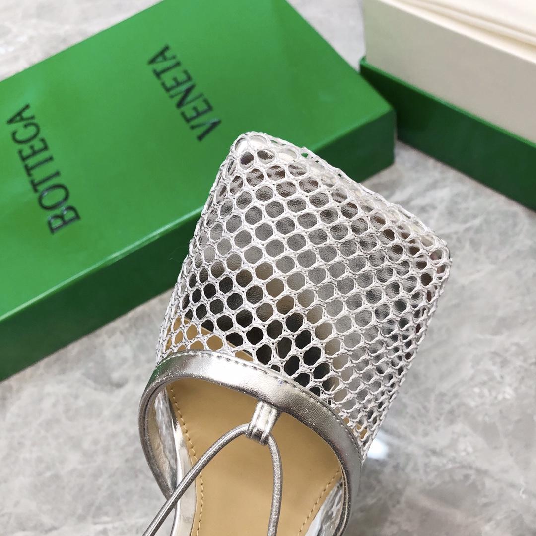 Bottega Veneta Stretch Lace-Up Sandal - FashionPlug