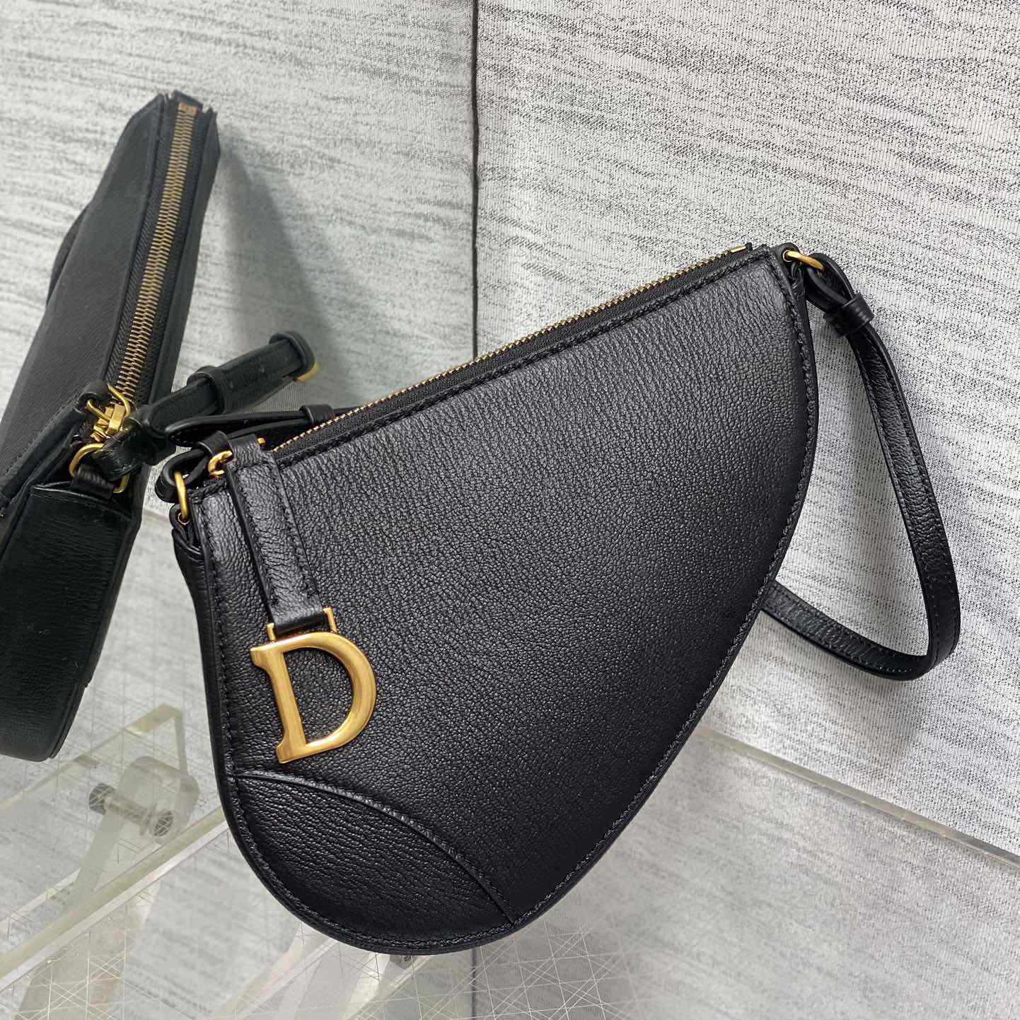 Dior Saddle Shoulder Pouch - FashionPlug
