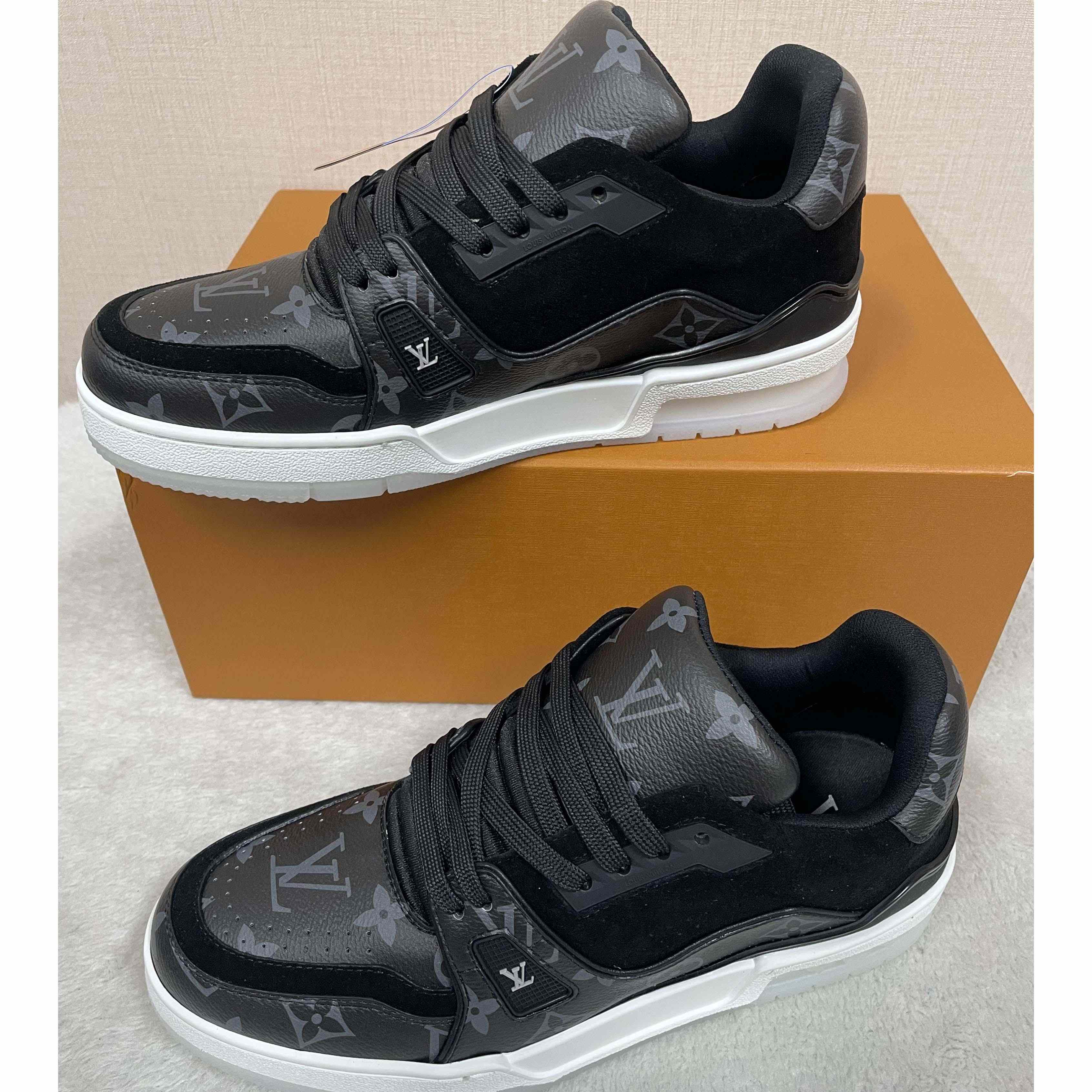 Louis Vuitton LV Trainer Sneaker  1A8PU8   - FashionPlug