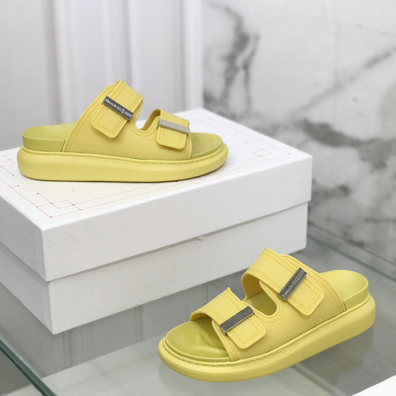 Alexander Mqueen Women's Hybrid Slide In Anise/Silver - FashionPlug