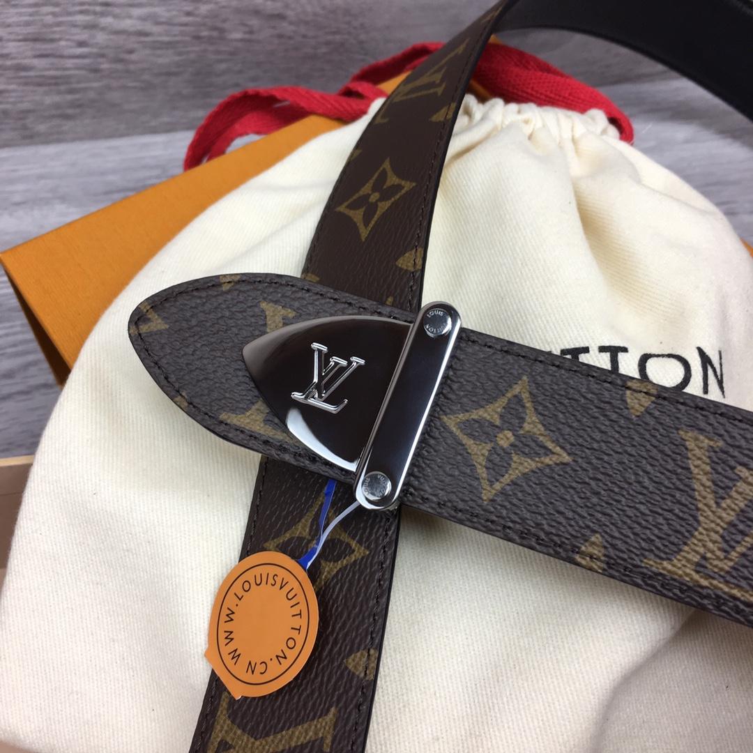 Louis Vuitton LV Trunk 35mm Reversible Belt - FashionPlug