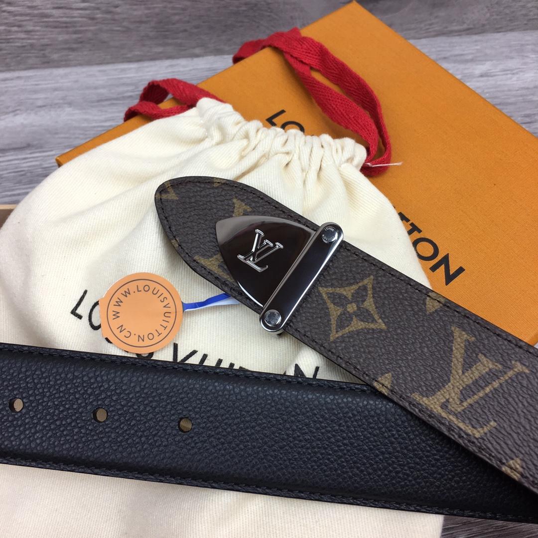Louis Vuitton LV Trunk 35mm Reversible Belt - FashionPlug