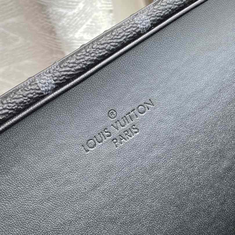 Louis Vuitton Clutch Box   M20251 - FashionPlug