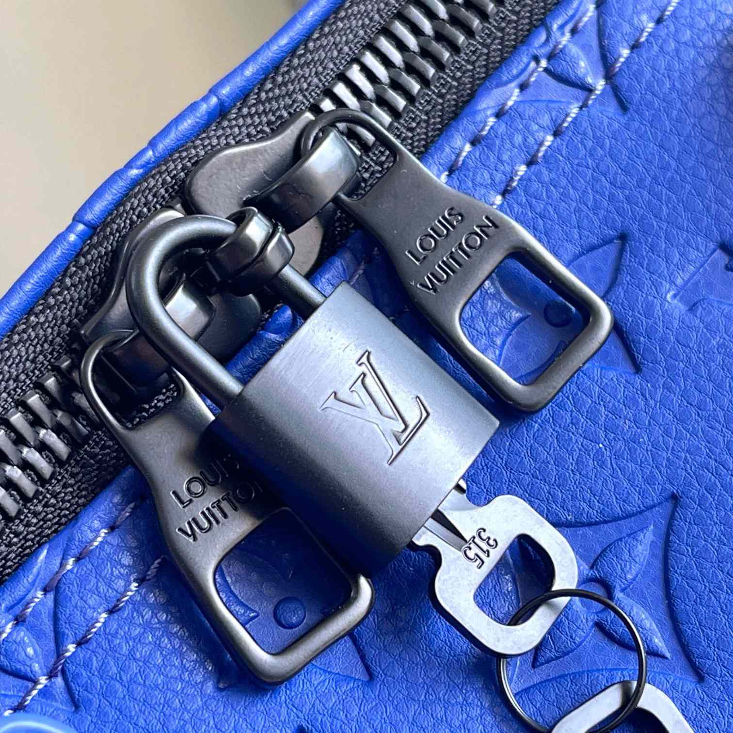 Louis Vuitton Keepall Bandoulière 50   M23141 - FashionPlug