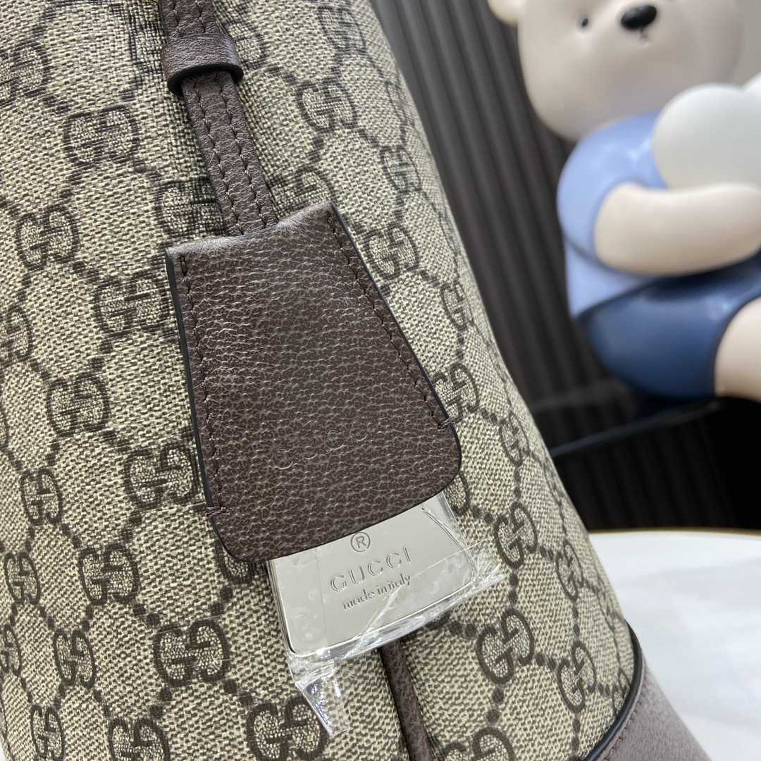 Gucci Ophidia GG Medium Shoulder Bag - FashionPlug