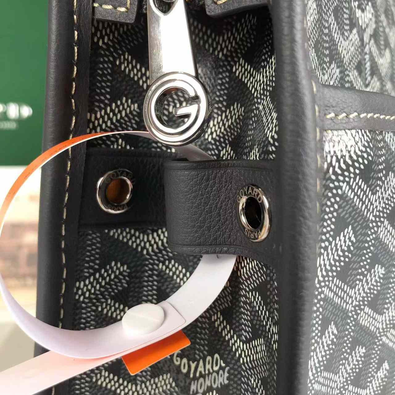 Goyard Jouvence GM Toiletry Bag - FashionPlug