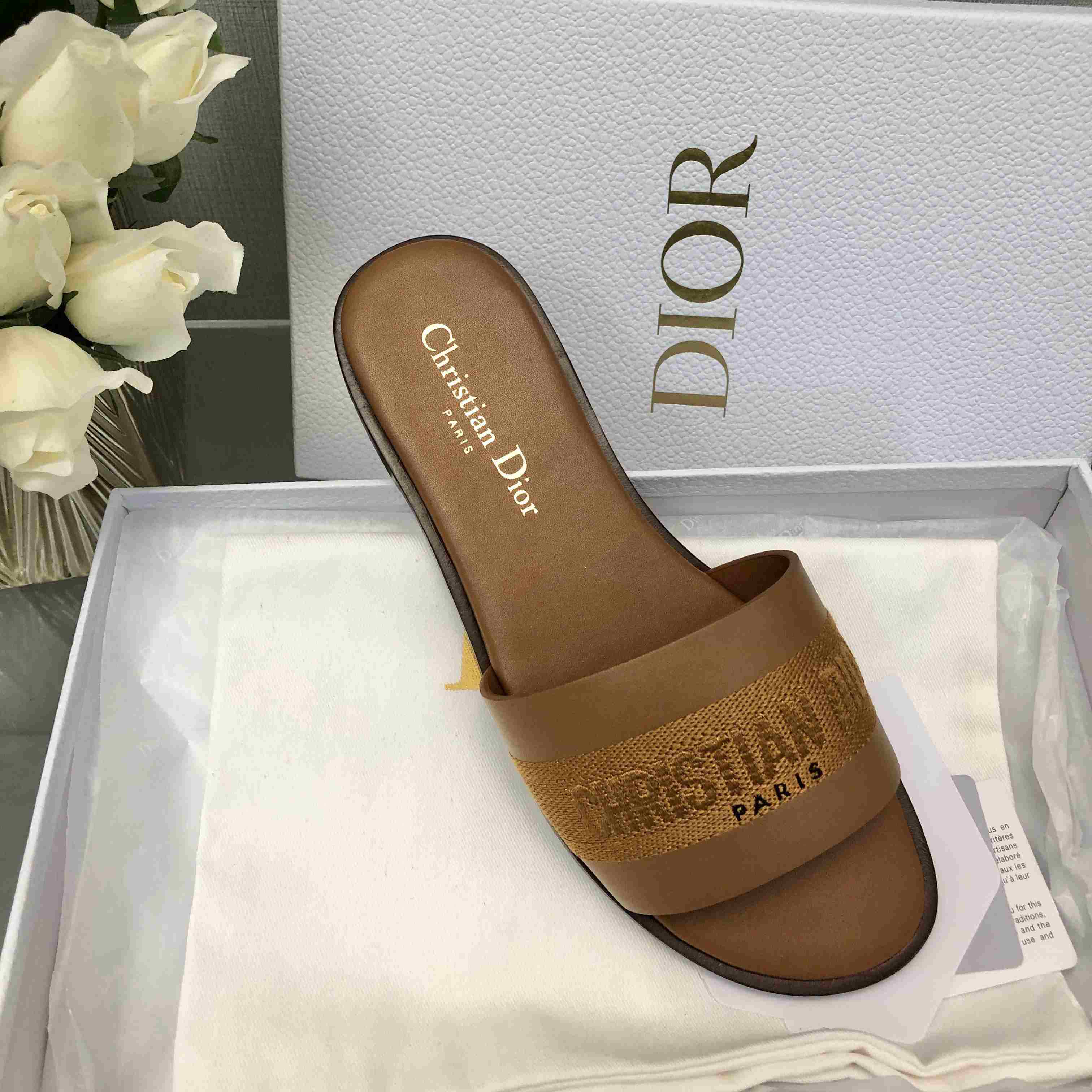 Dior Dway Slide - FashionPlug
