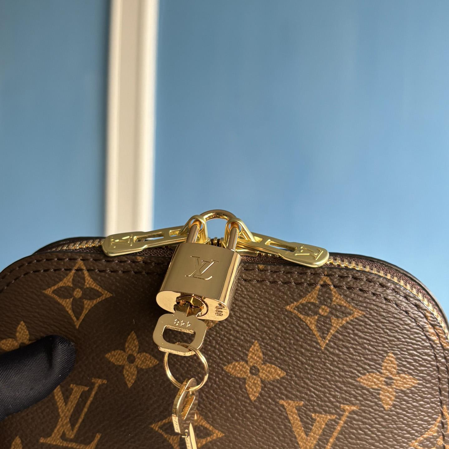 Louis Vuitton Alma Backpack    M47132 - FashionPlug