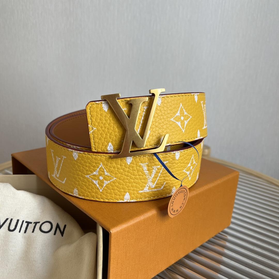 Louis Vuitton LV Initiales 40mm Reversible Belt      M8458V - FashionPlug