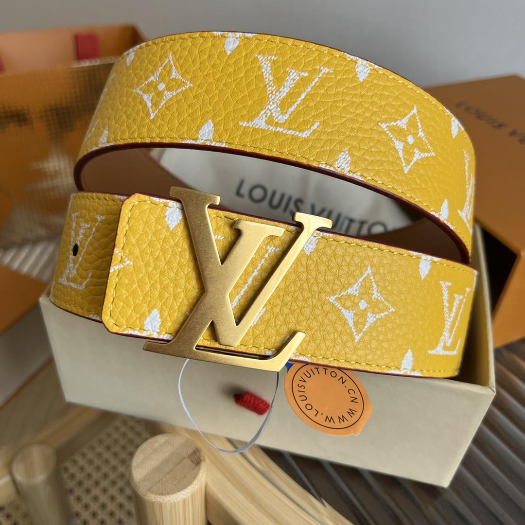 Louis Vuitton LV Initiales 40mm Reversible Belt      M8458V - FashionPlug