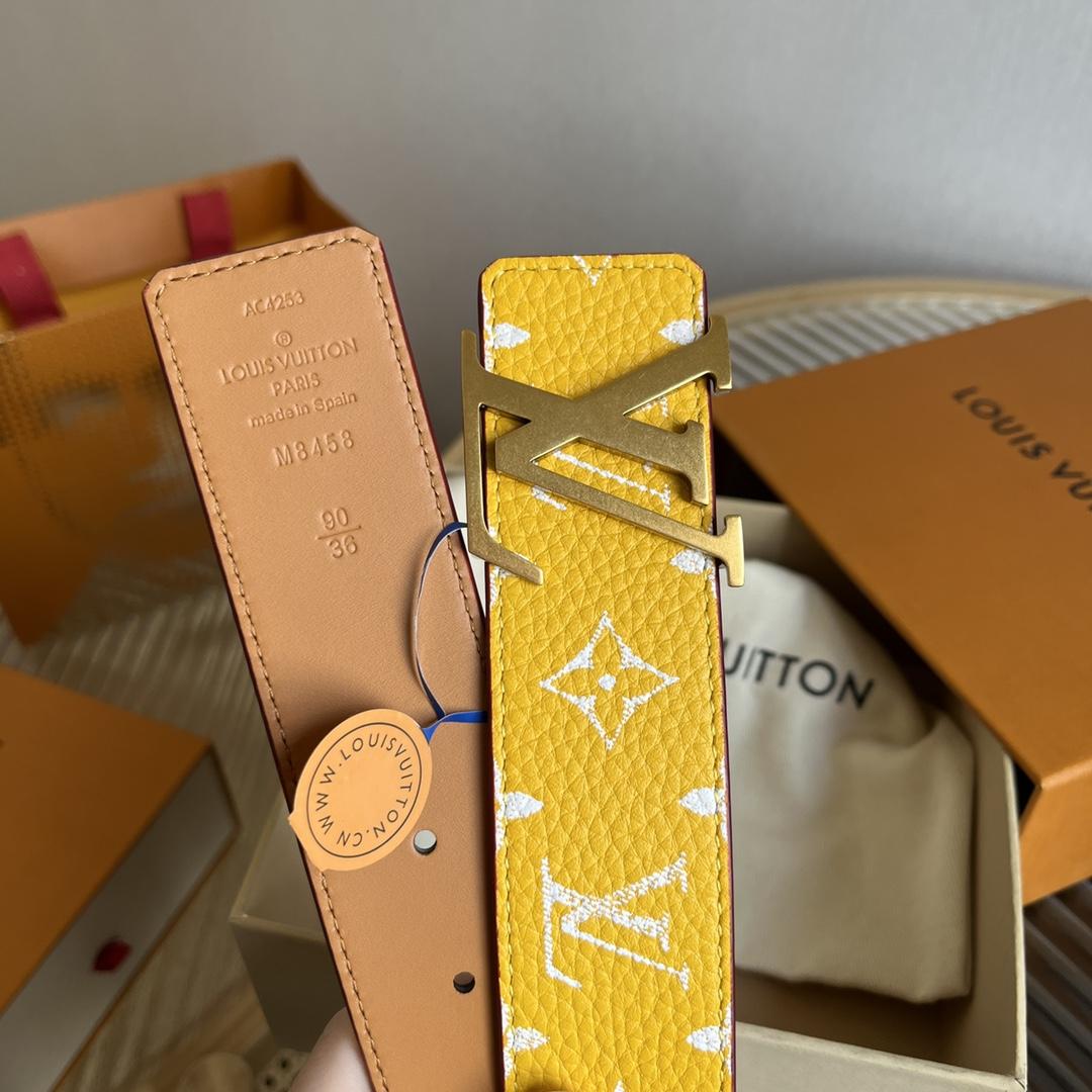 Louis Vuitton LV Initiales 40mm Reversible Belt      M8458V - FashionPlug
