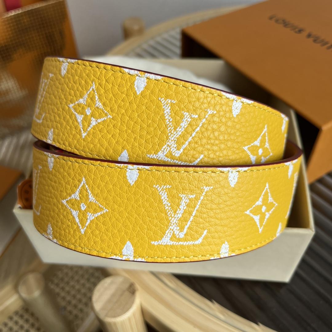 Louis Vuitton LV Initiales 40mm Reversible Belt      M8458V - FashionPlug