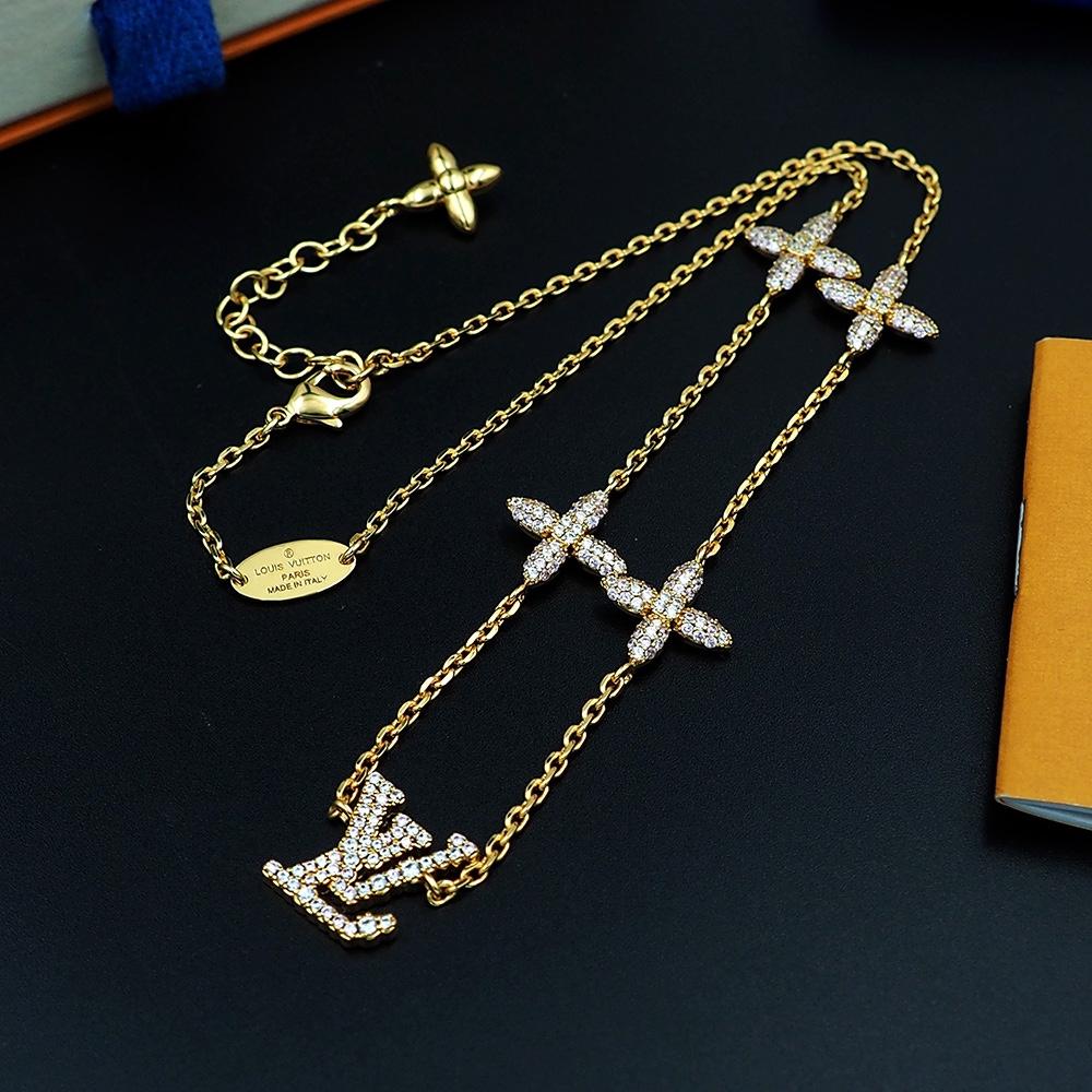 Louis Vuitton LV Iconic Tresor Necklace     M01480 - FashionPlug