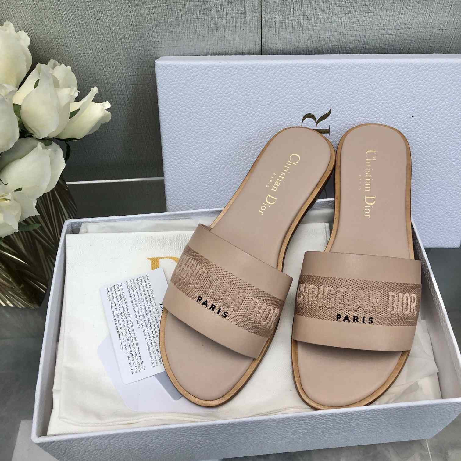 Dior Dway Slide - FashionPlug