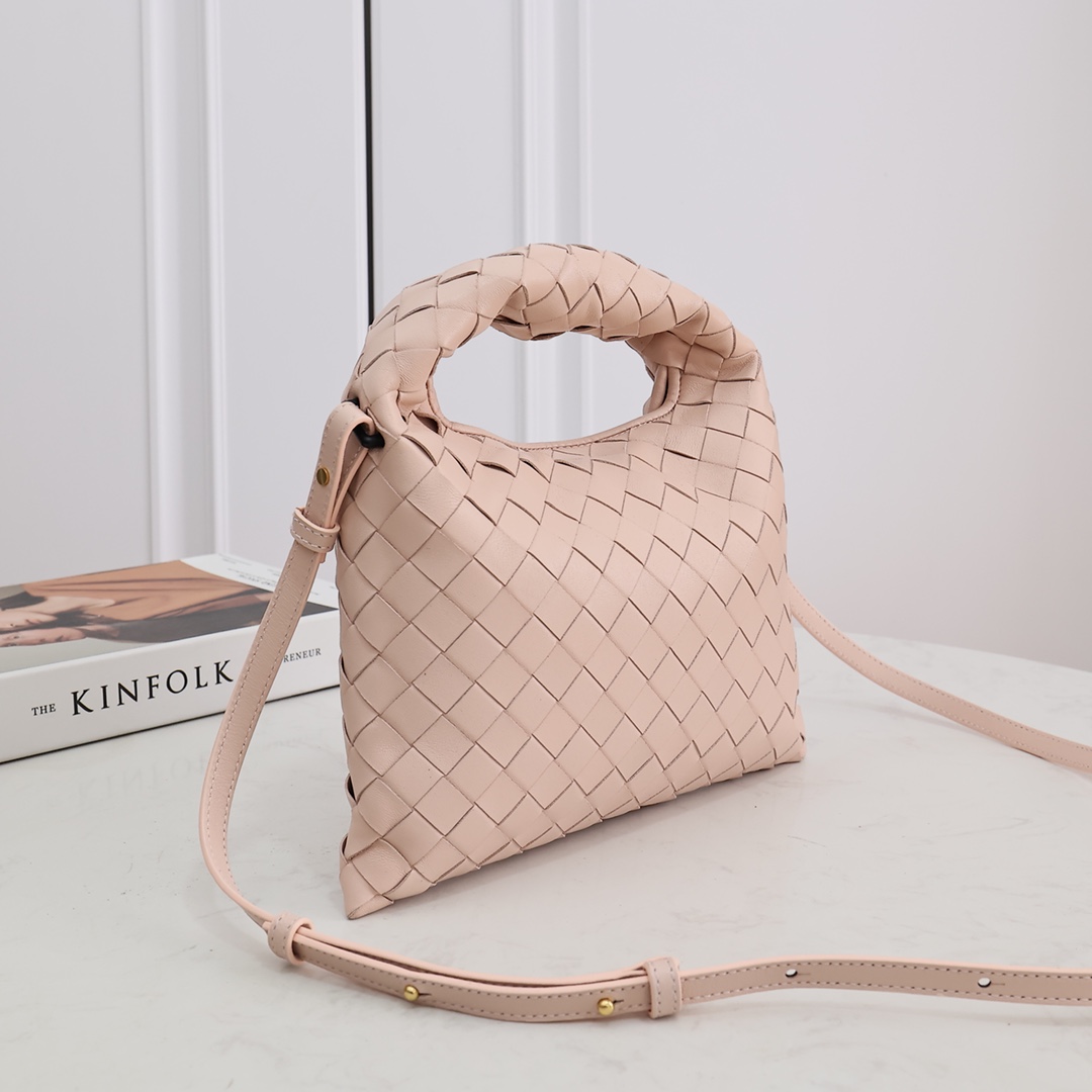 Bottega Veneta Mini Hop - FashionPlug