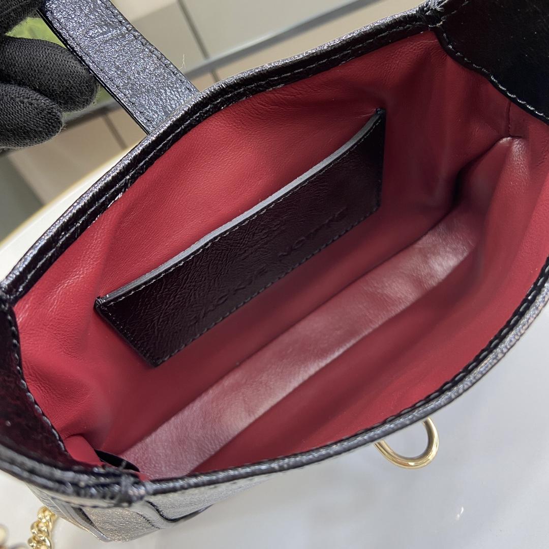 Gucci Jackie Notte Mini Bag - FashionPlug