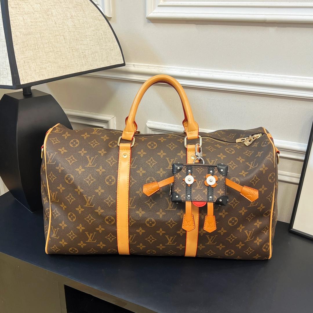 Louis Vuitton Mister Trunk Key Holder and Bag Charm   M01201 - FashionPlug