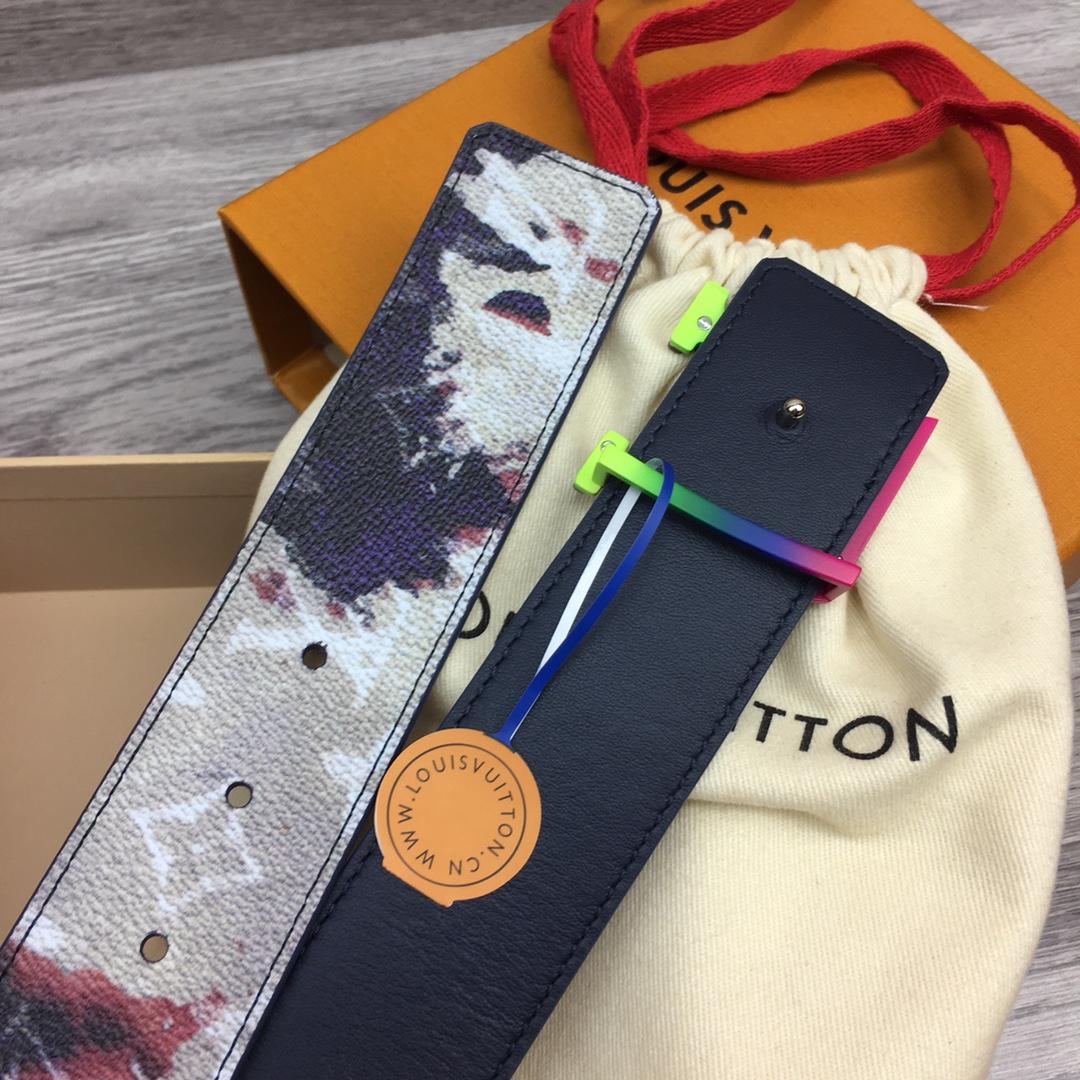 Louis Vuitton LV Initiales 40MM Reversible Belt - FashionPlug