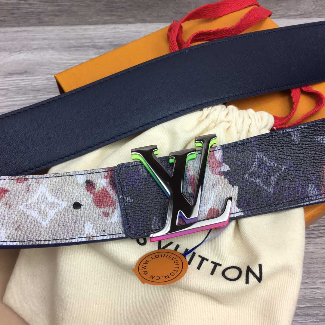 Louis Vuitton LV Initiales 40MM Reversible Belt - FashionPlug