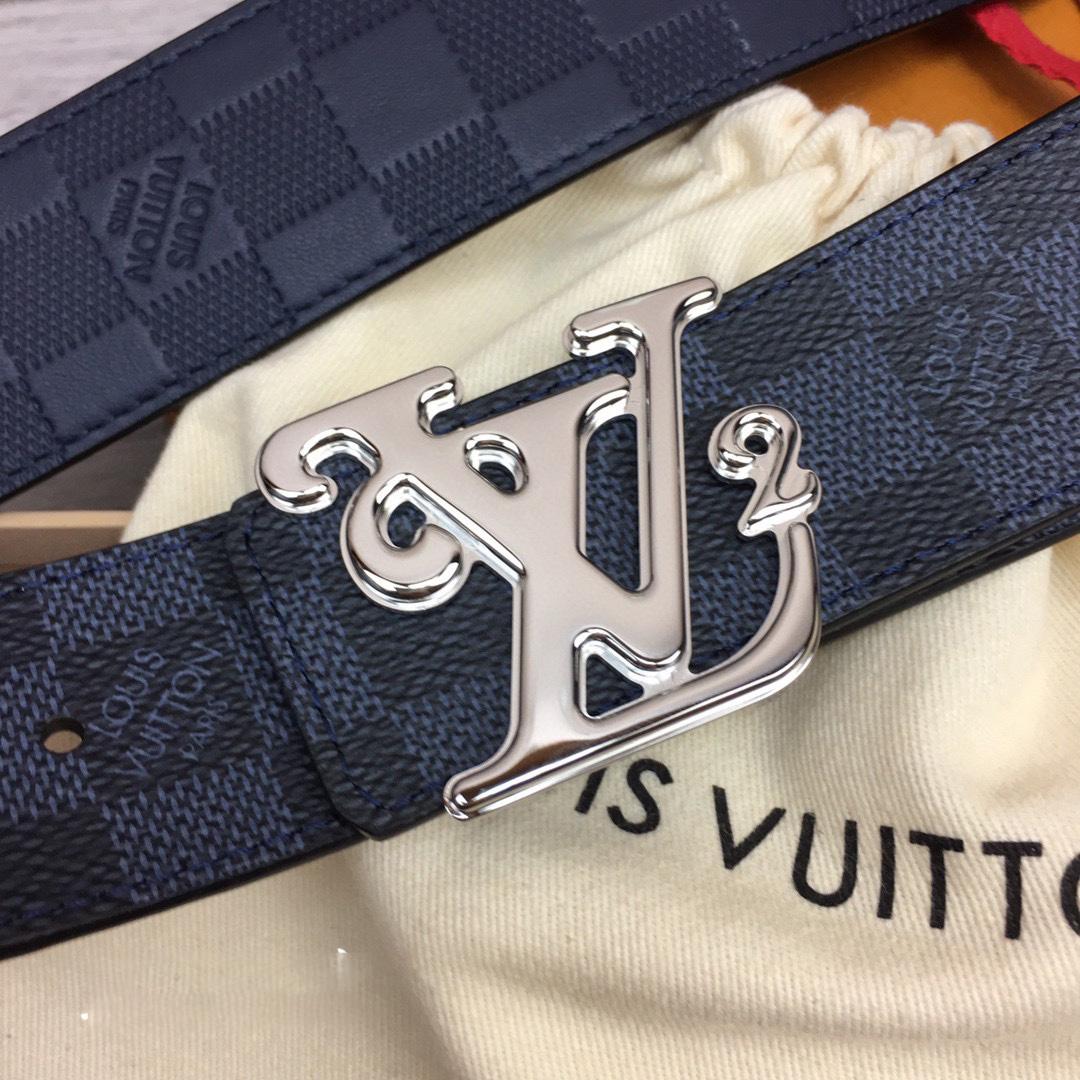 Louis Vuitton 40MM Reversible Belt - FashionPlug