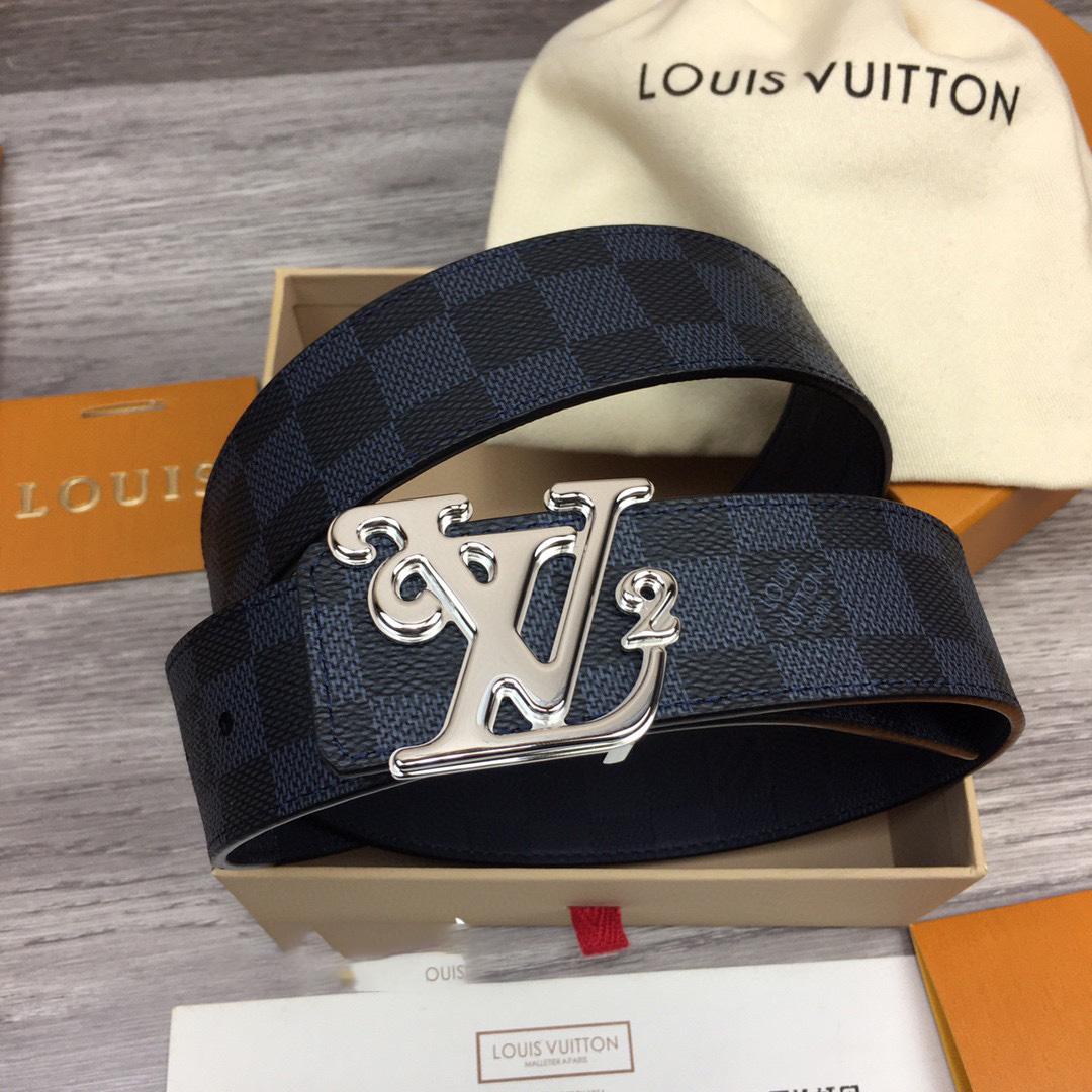 Louis Vuitton 40MM Reversible Belt - FashionPlug
