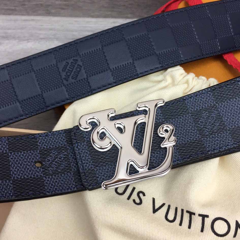Louis Vuitton 40MM Reversible Belt - FashionPlug