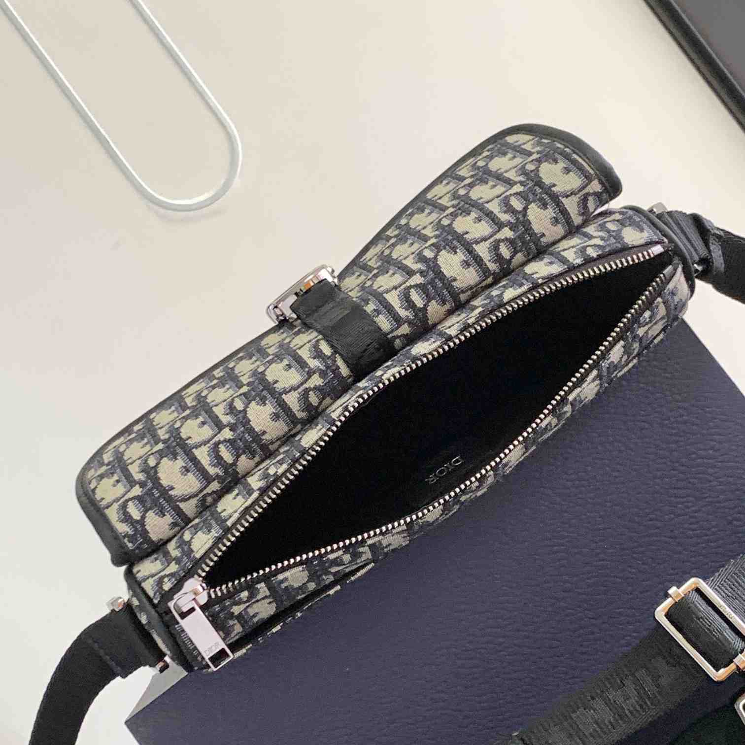 Dior 8 Bag With Strap - FashionPlug