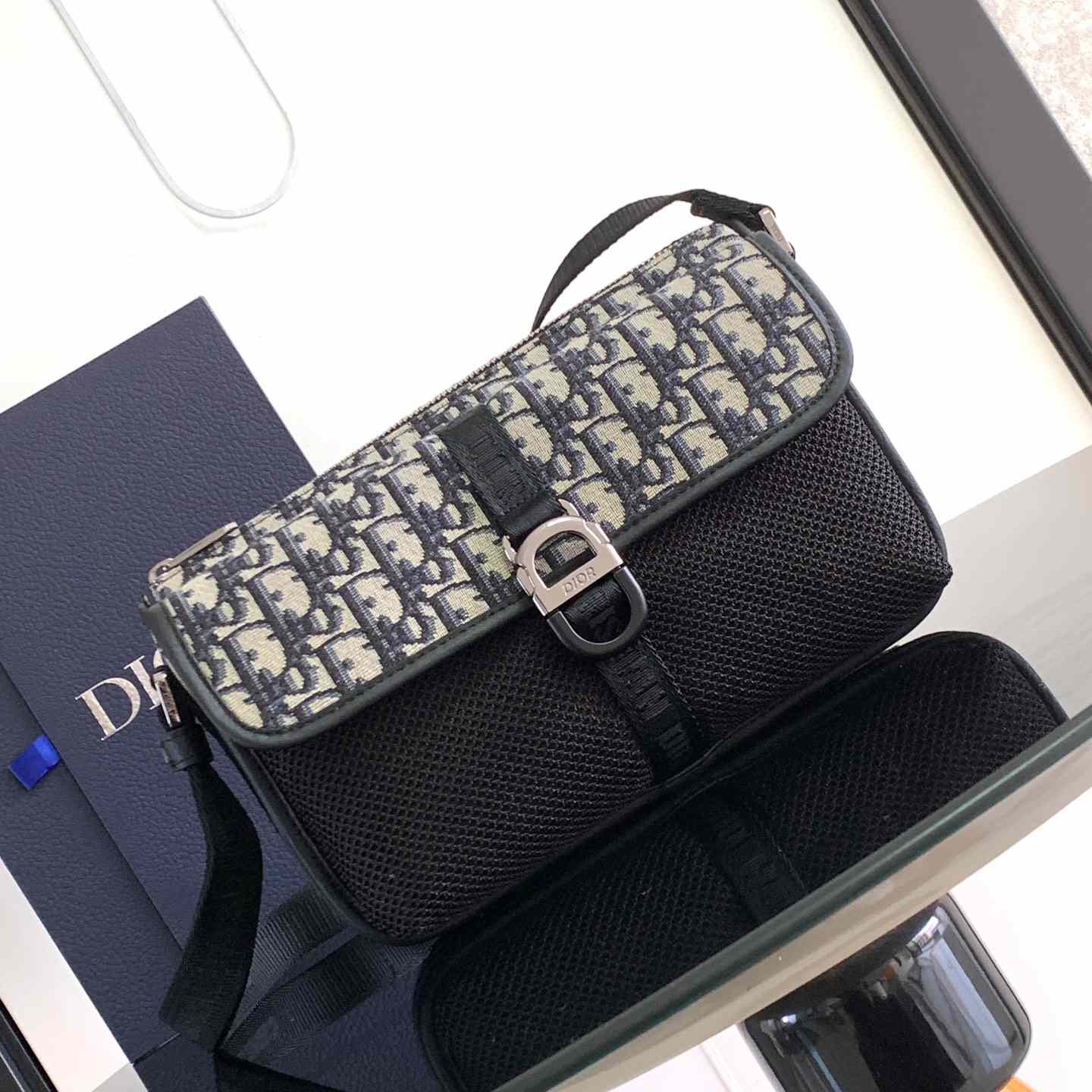 Dior 8 Bag With Strap - FashionPlug