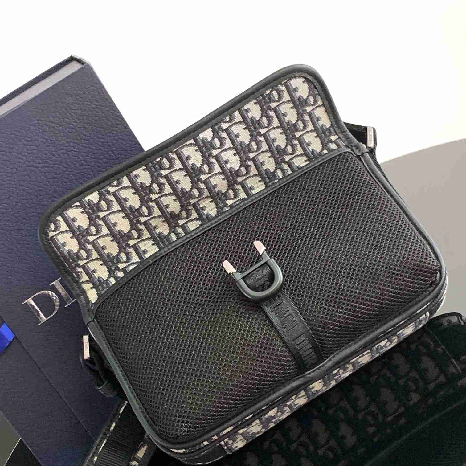 Dior 8 Bag With Strap - FashionPlug