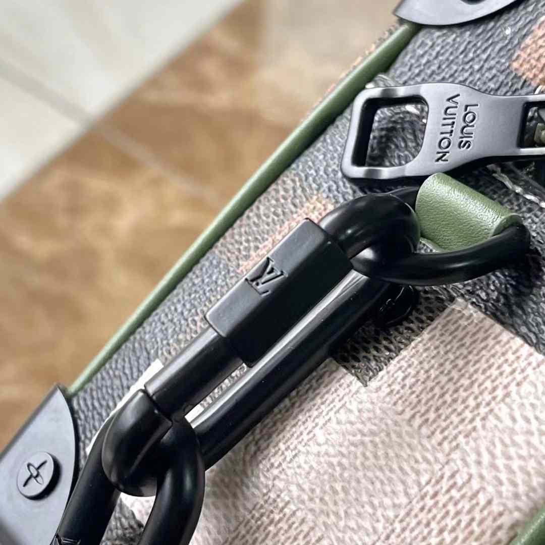 Louis Vuitton Mini Soft Trunk   M24581 - FashionPlug