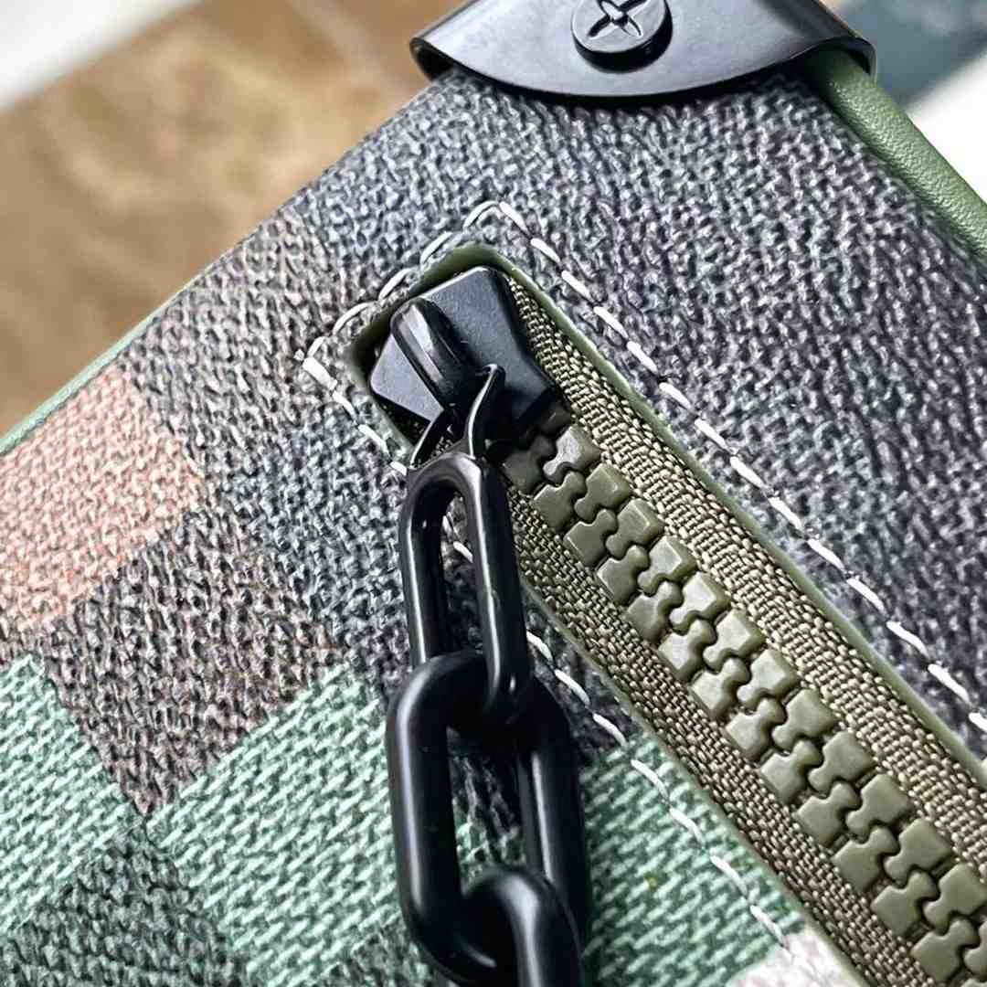 Louis Vuitton Mini Soft Trunk   M24581 - FashionPlug