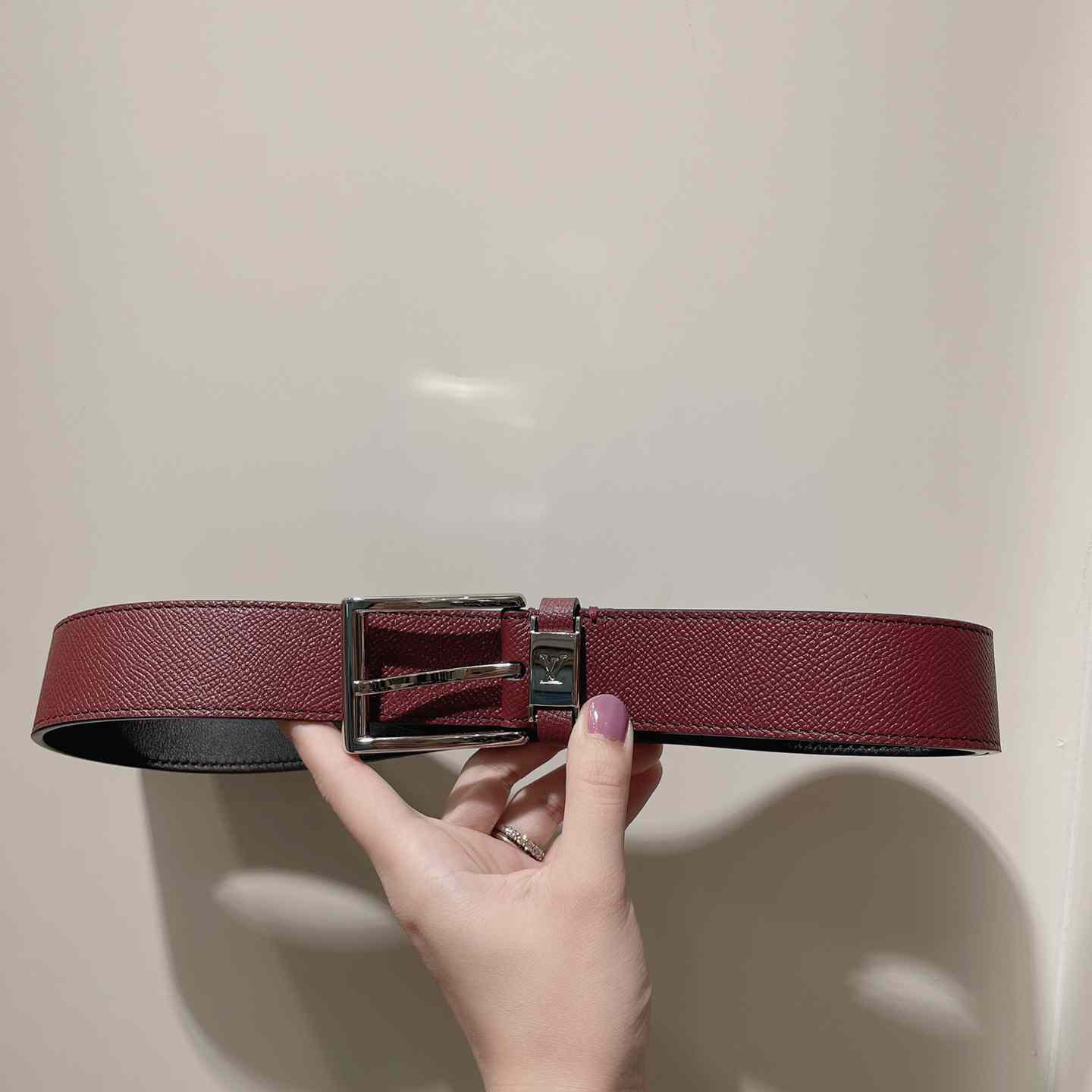 Louis Vuitton LV City Pin 35mm Belt   M0586T - FashionPlug