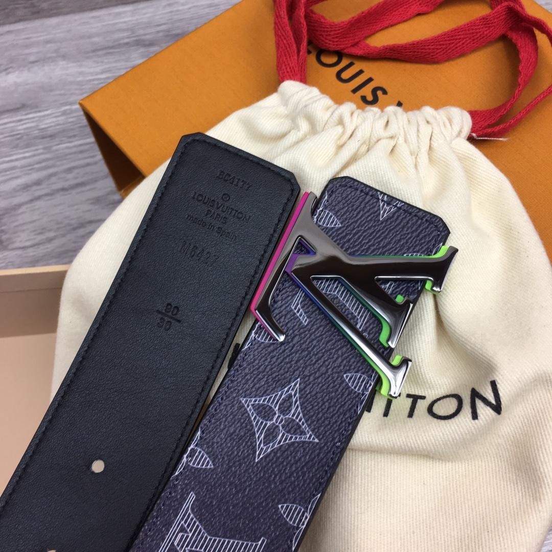 Louis Vuitton 40MM Reversible Belt - FashionPlug