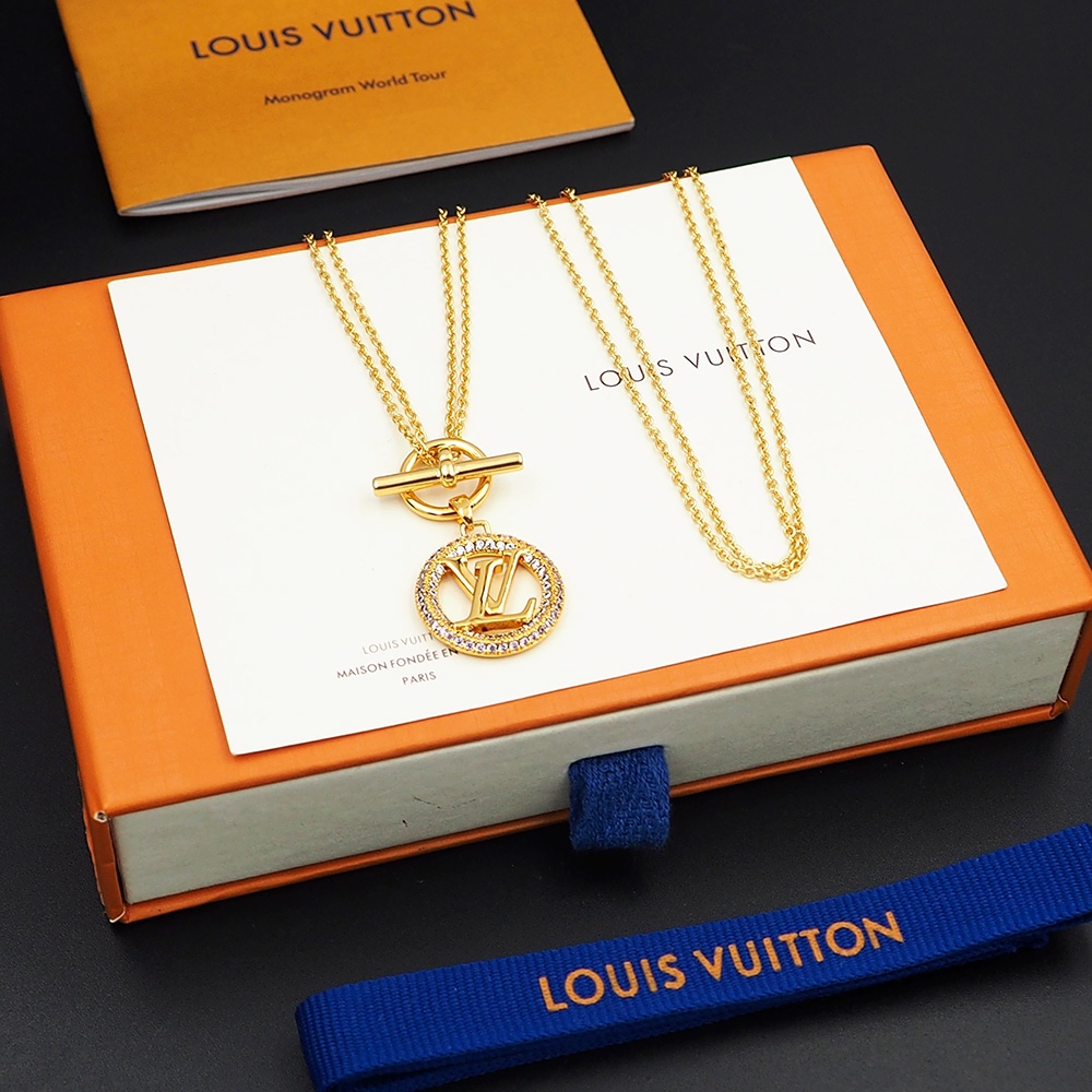 Louis Vuitton Louise Tresor Necklace   M01512 - FashionPlug