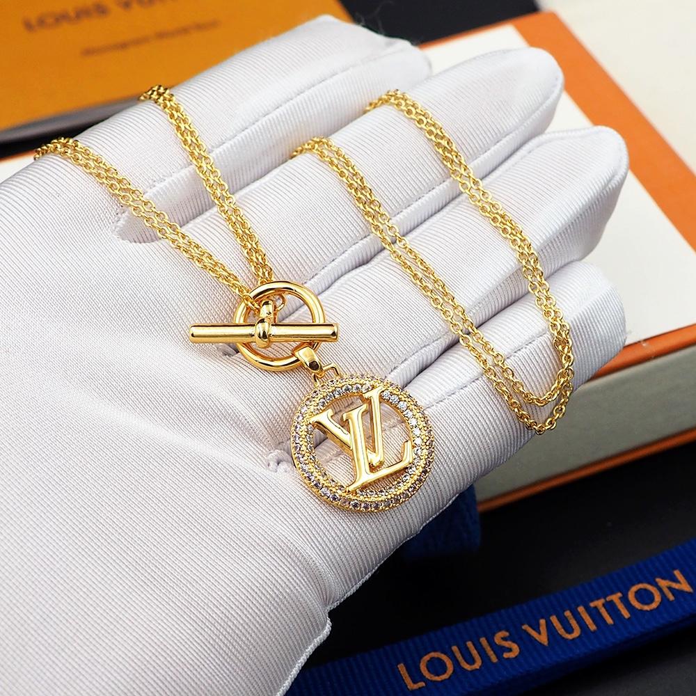Louis Vuitton Louise Tresor Necklace   M01512 - FashionPlug