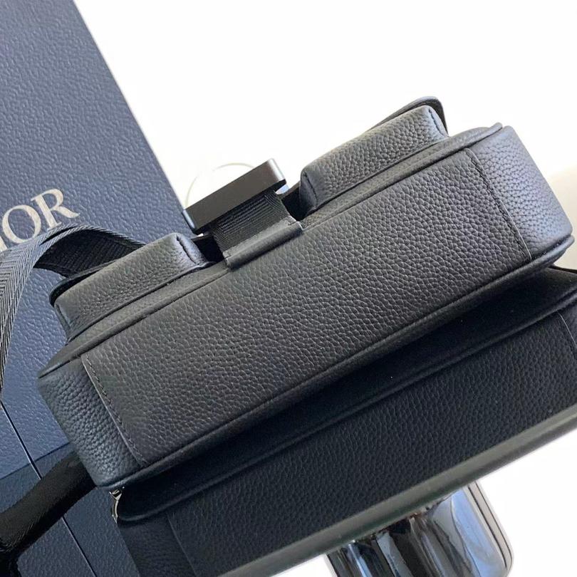 Dior Hit The Road Bag With Strap - FashionPlug